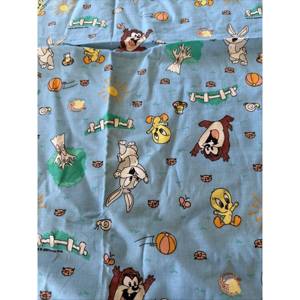 Baby Looney Tunes Vintage Fabric 2000 Warner Bros Nursery 44x38 Taz Tweety Bugs